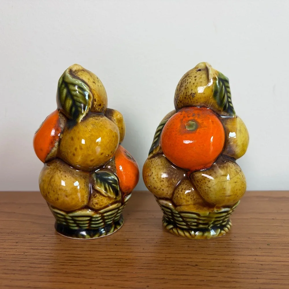 Vintage Inarco Orange Spice Fruit Basket Salt and Pepper Shakers E3356 Japan